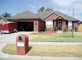 4450 NW Wolf Creek Blvd, Lawton, OK 73505