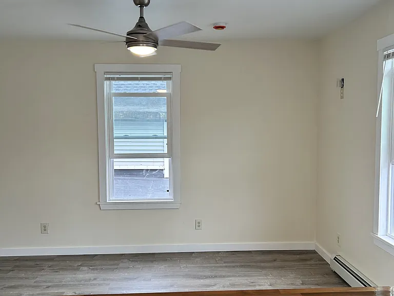 143 State St — Photo 5