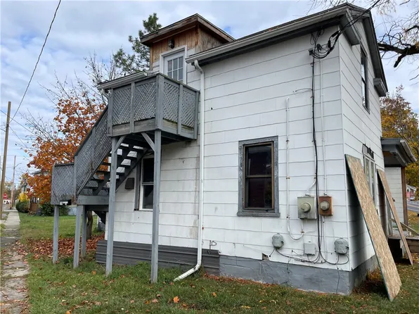 40 Clara Barton St, Dansville, NY 14437