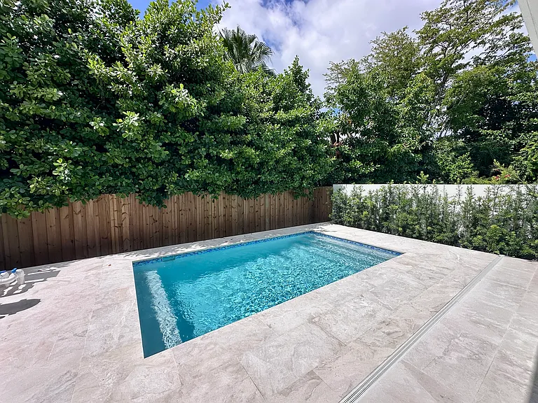 SW 65th Ave — Photo 13