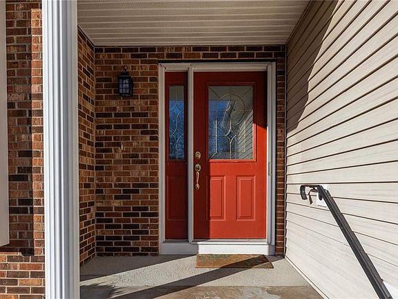 3rd image of 120 Spencer Woods Dr Unit 120
