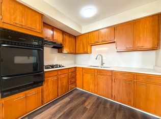 4327 N Kedvale Ave APT 207, Chicago, IL 60641