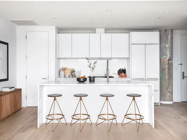 160 Imlay Street image 1 of 12