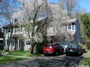 126 Bellehurst Dr, Rochester, NY 14617