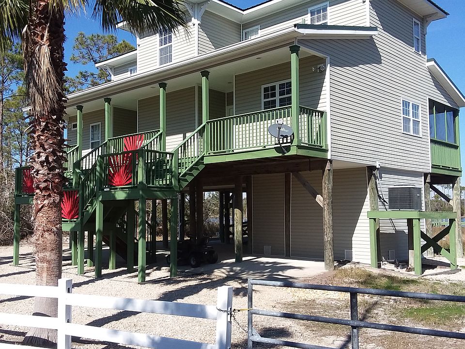 588 River Rd Carrabelle FL Zillow