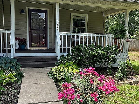 3rd image of 4209 Sierra Ln