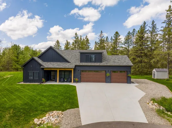 2855 SW 8th St, Grand Rapids, MN 55744