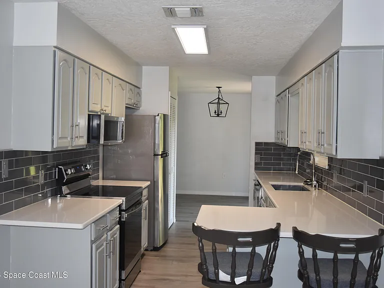 364 Brookedge St NE — Photo 6