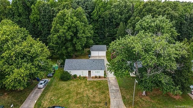 1st image of 7431 Lancashire Dr