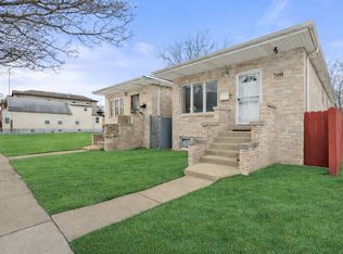 700 W 50th St, Chicago, IL 60609