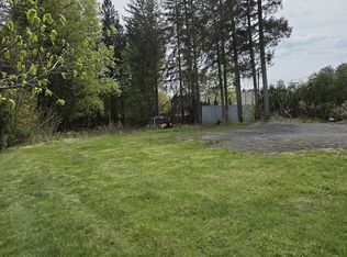104 Silver St, Greenfield, MA 01301