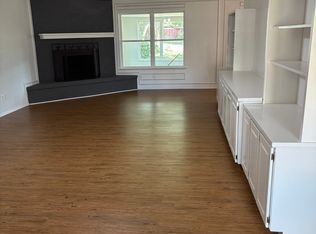 6134 Retta Mansfield Rd, Burleson, TX 76028