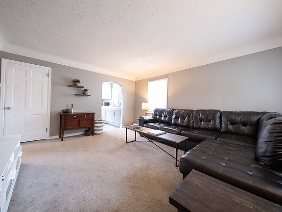2nd image of 5006 6th St NE