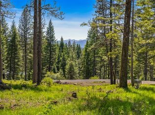 2 Spruce Hill Rd, McCall, ID 83638