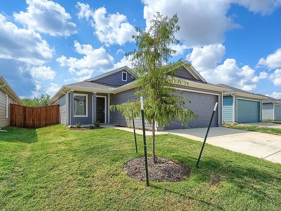 1st image of 4117 Equestrian Dr