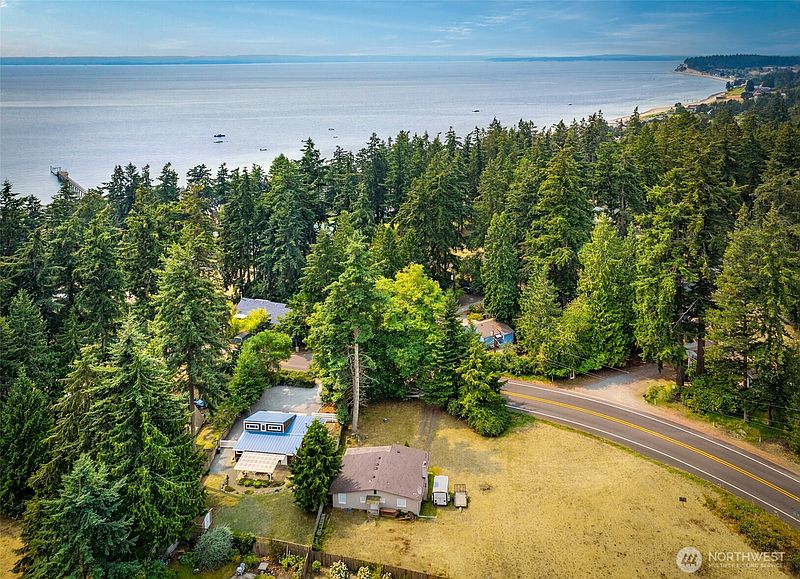 2nd image of 5905 Fish Road