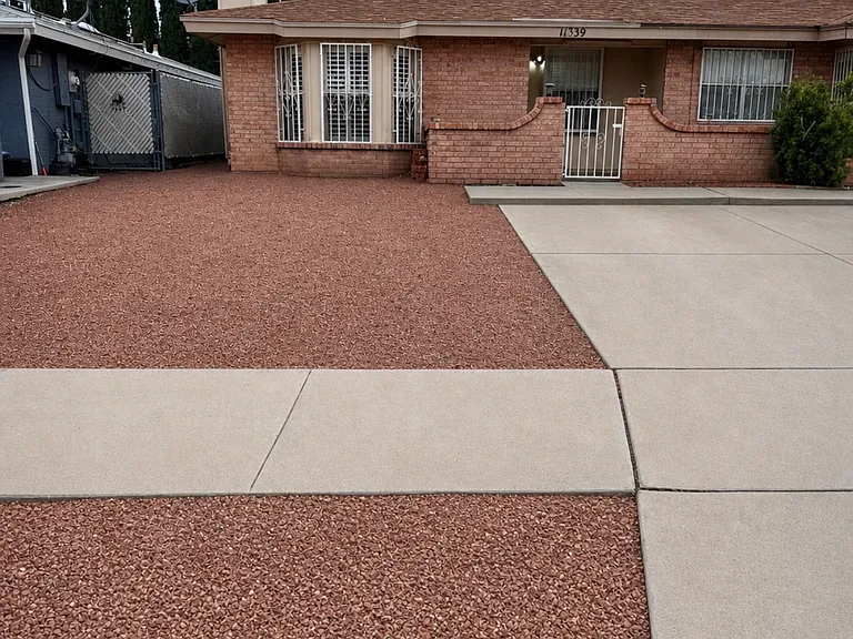 11339 Lake Erie Dr — Photo 1