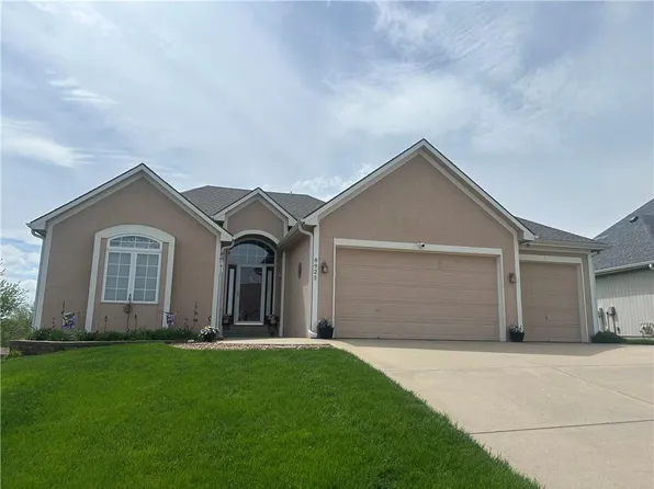 8925 NE 107th Ter, Kansas City, MO 64157