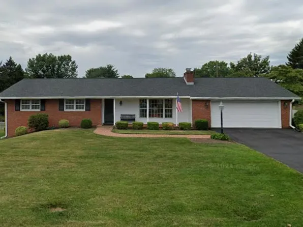 16617 Mosby Dr, Williamsport, MD 21795