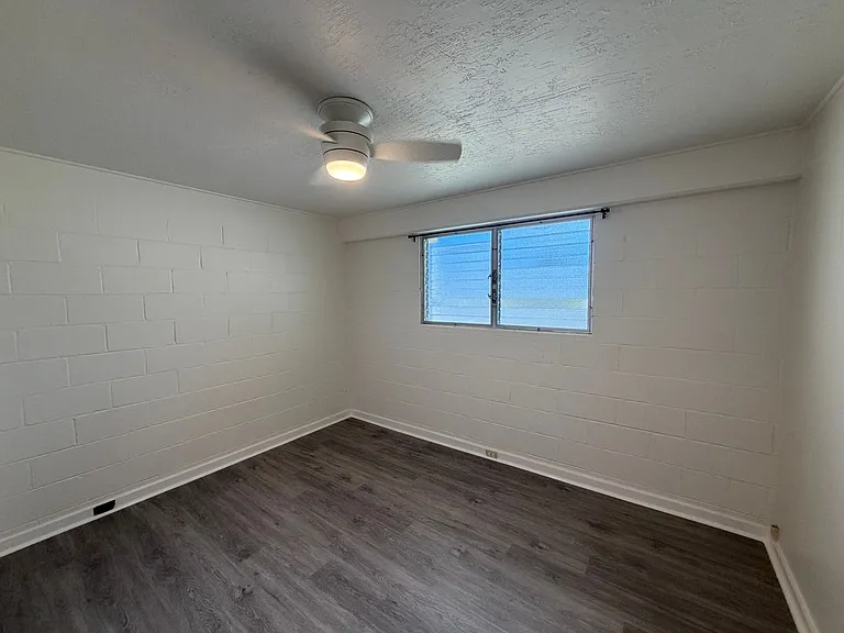 2750 Date St — Photo 5