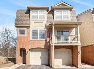 3035 Barclay Way, Ann Arbor, MI 48105