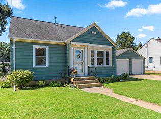 1956 Deckner Ave, Green Bay, WI 54302