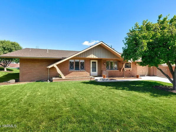 3803 Eastview Dr, Yakima, WA 98902