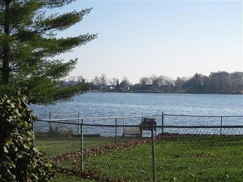 2nd image of 8389 W Long Lake Dr