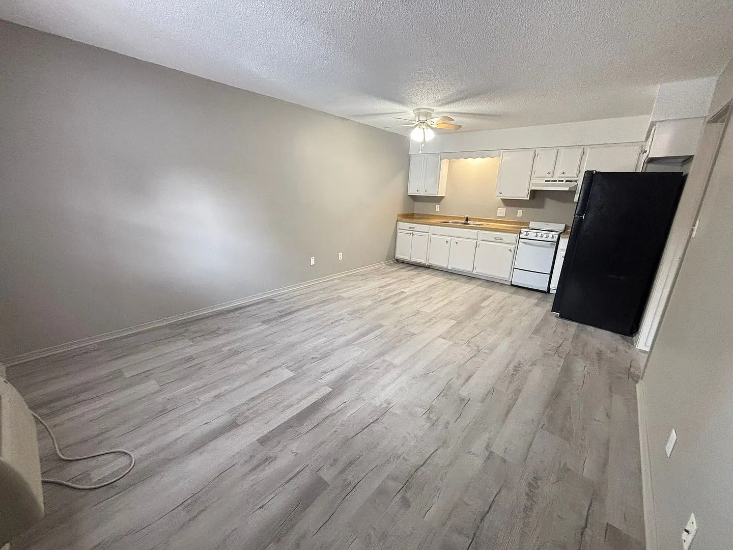 Whit Creek Apts — Photo 3