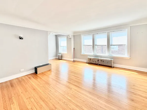 2805 W Lunt Ave #H3, Chicago, IL 60645