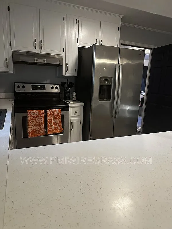 3 bed, 1.5 bath, 1431 sqft, $1,450 — Photo 4