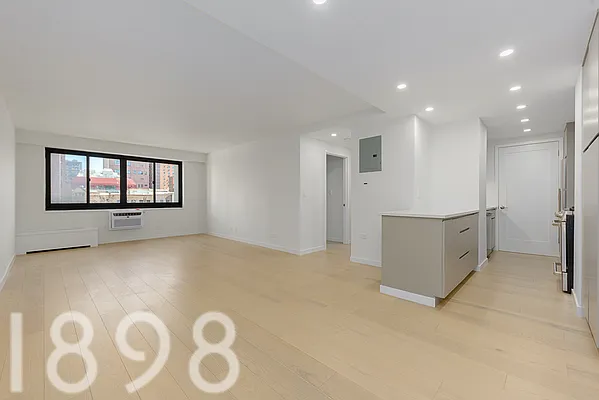 Rented by A&E Real Estate Management | media 8