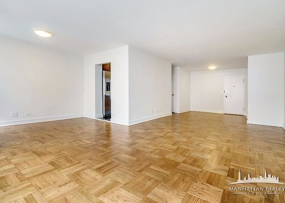 1st image of 220 E 27th St #4A