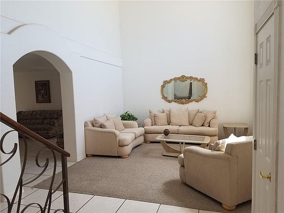 4th image of 9725 El Tepeyac Ave