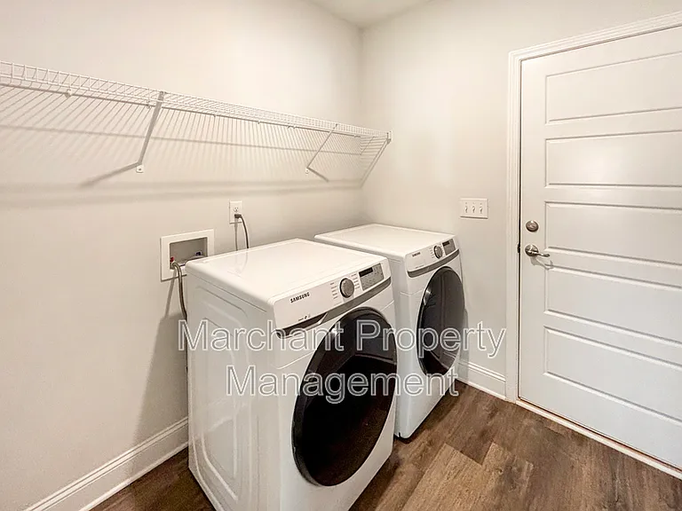 120 Starlight Dr — Photo 22