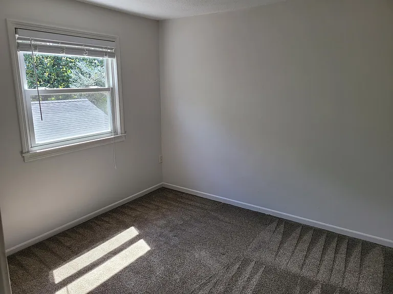 10 Poinsett Ave #D — Photo 13