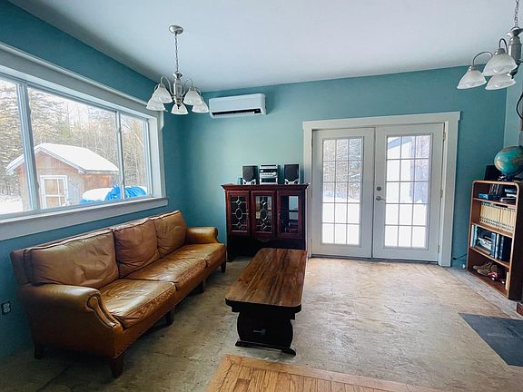 2nd image of 101 County Woods Road