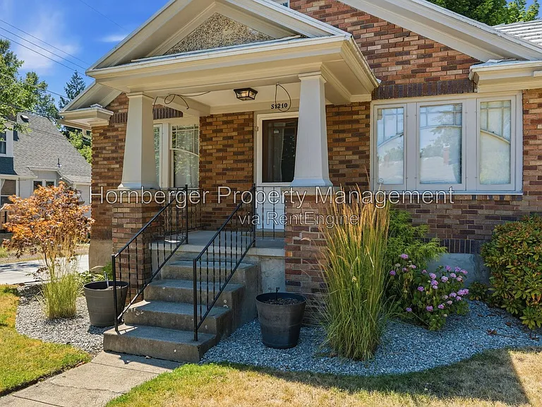 1210 S Maple St — Photo 21
