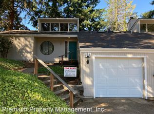 1547 Distinctive Ct S, Salem, OR 97306