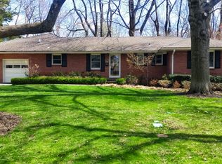 9605 Belinder Rd, Leawood, KS 66206