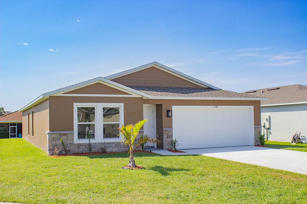 Front of Home - 1392 Stone Ridge Cir