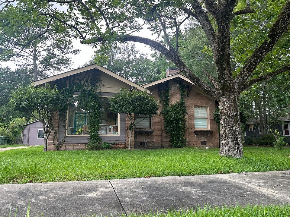 1st image of 115 S 12th Ave