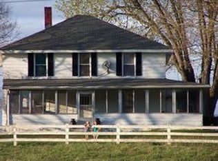 690 Longfield Rd, Fincastle, VA 24090