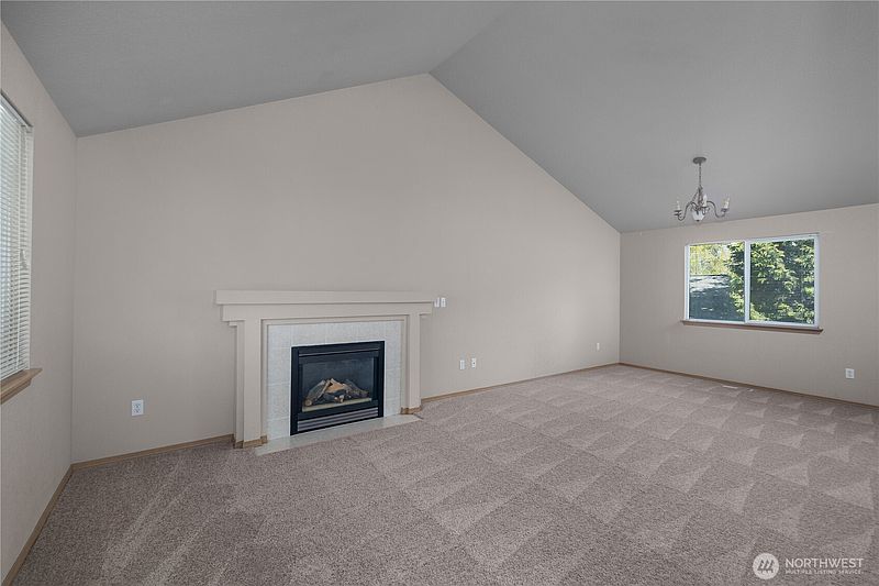 4th image of 3608 Bittersweet Street SE