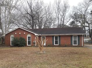 6408 Sam Hurst Dr, Columbus, GA 31907