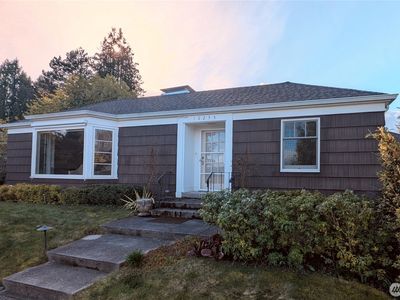 16255 38th Avenue NE, Seattle, WA, 98155