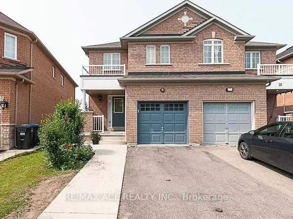36 Mauve Dr, Brampton, ON L6P 2M8