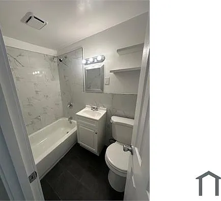 3 bed, 750 sqft, $2,000 — Photo 3