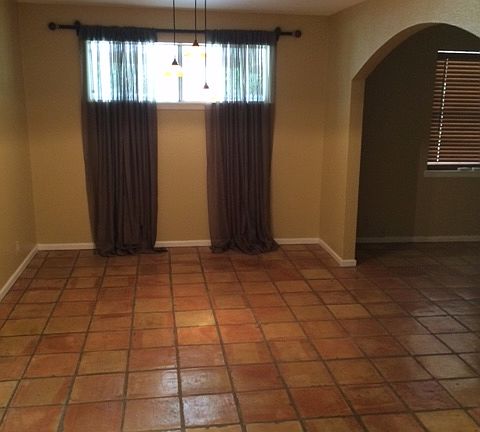 4th image of 2554 Village Dr