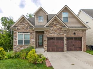 1981 Falling Leaves Ln, Lexington, KY 40509